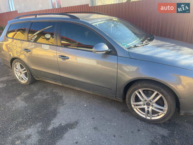 Серый Фольксваген Пассат, объемом двигателя 1.98 л и пробегом 258 тыс. км за 5250 $, фото 2 на Automoto.ua