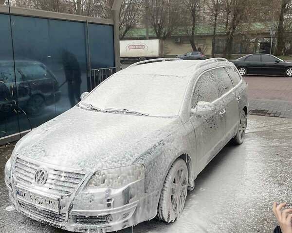 Серый Фольксваген Пассат, объемом двигателя 1.9 л и пробегом 230 тыс. км за 6900 $, фото 3 на Automoto.ua