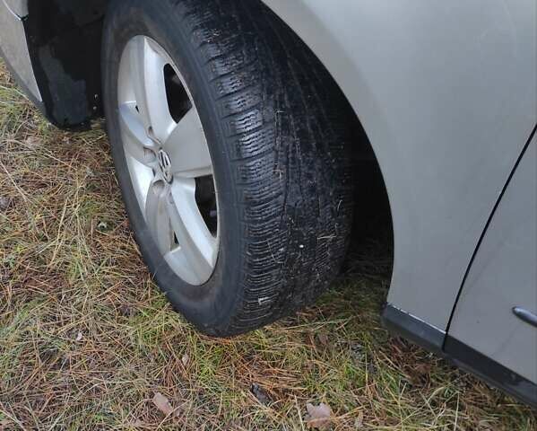 Фольксваген Пассат 2006 в Сумах на Automoto.ua Серый Фольксваген Пассат, объемом двигателя 1.97 л и пробегом 288 тыс. км за 6700 $, фото 1 на Automoto.ua