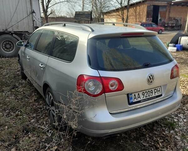 Серый Фольксваген Пассат, объемом двигателя 1.98 л и пробегом 280 тыс. км за 4200 $, фото 2 на Automoto.ua