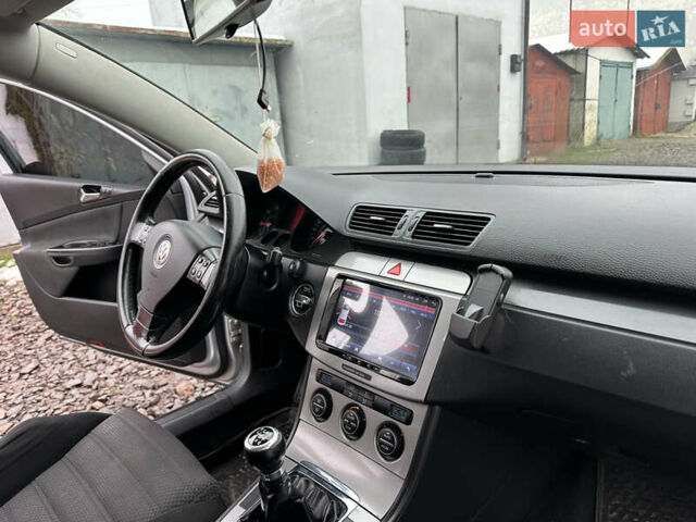 Серый Фольксваген Пассат, объемом двигателя 1.9 л и пробегом 348 тыс. км за 4400 $, фото 25 на Automoto.ua