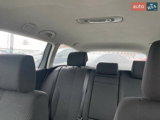 Серый Фольксваген Пассат, объемом двигателя 1.97 л и пробегом 300 тыс. км за 2650 $, фото 7 на Automoto.ua