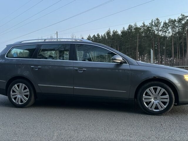 Серый Фольксваген Пассат, объемом двигателя 2 л и пробегом 290 тыс. км за 2000 $, фото 3 на Automoto.ua