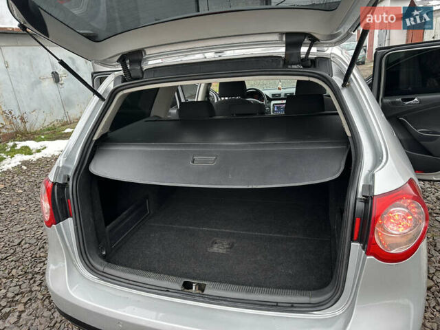 Серый Фольксваген Пассат, объемом двигателя 1.9 л и пробегом 348 тыс. км за 4400 $, фото 28 на Automoto.ua