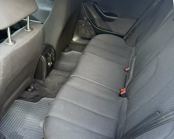 Сірий Фольксваген Пассат, об'ємом двигуна 1.6 л та пробігом 286 тис. км за 4950 $, фото 17 на Automoto.ua