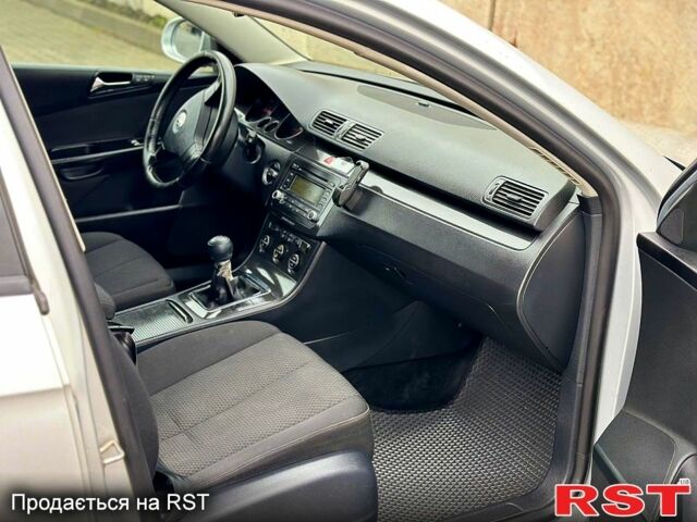 Серый Фольксваген Пассат, объемом двигателя 1.9 л и пробегом 0 тыс. км за 4350 $, фото 5 на Automoto.ua