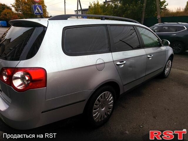 Сірий Фольксваген Пассат, об'ємом двигуна 1.6 л та пробігом 222 тис. км за 5000 $, фото 2 на Automoto.ua