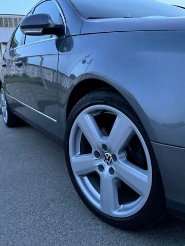 Серый Фольксваген Пассат, объемом двигателя 2 л и пробегом 198 тыс. км за 6900 $, фото 16 на Automoto.ua