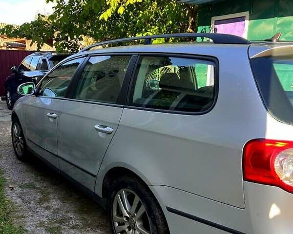 Сірий Фольксваген Пассат, об'ємом двигуна 1.9 л та пробігом 325 тис. км за 5500 $, фото 4 на Automoto.ua