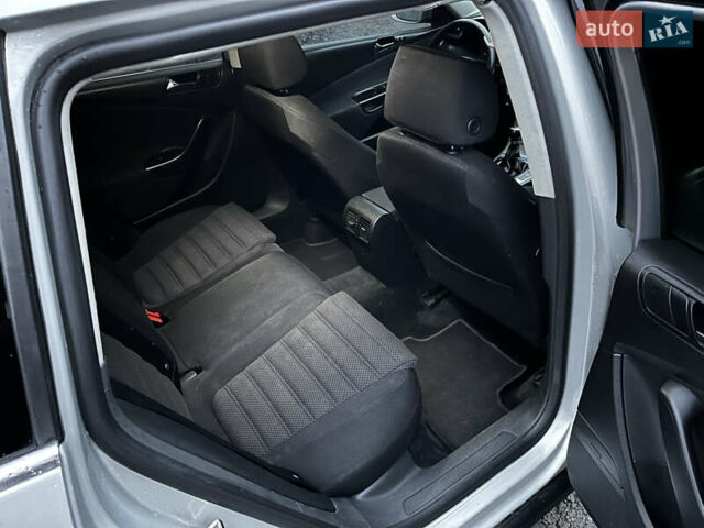 Сірий Фольксваген Пассат, об'ємом двигуна 1.9 л та пробігом 348 тис. км за 4650 $, фото 29 на Automoto.ua