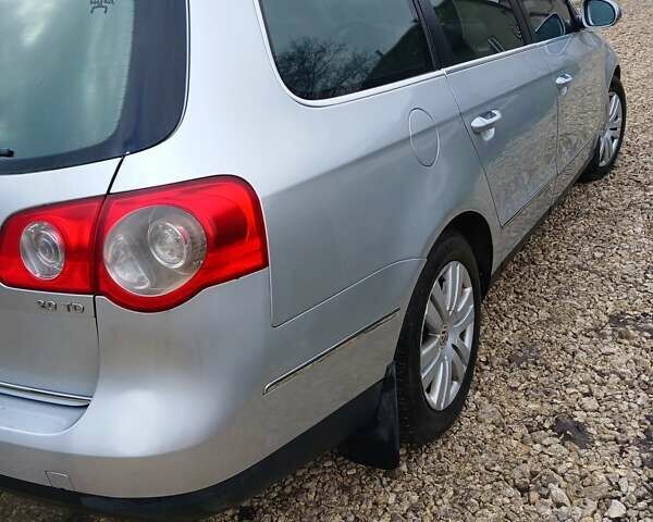 Серый Фольксваген Пассат, объемом двигателя 1.97 л и пробегом 310 тыс. км за 6000 $, фото 8 на Automoto.ua