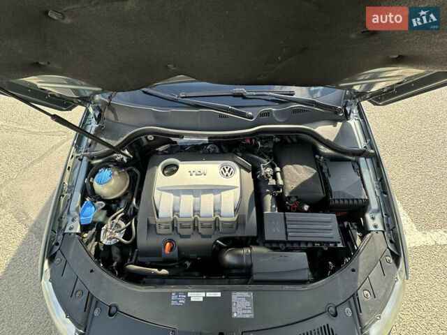 Сірий Фольксваген Пассат, об'ємом двигуна 2 л та пробігом 312 тис. км за 6200 $, фото 19 на Automoto.ua