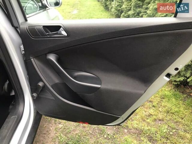 Серый Фольксваген Пассат, объемом двигателя 1.97 л и пробегом 266 тыс. км за 6500 $, фото 33 на Automoto.ua