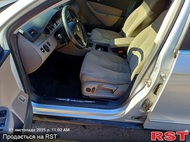Серый Фольксваген Пассат, объемом двигателя 2 л и пробегом 270 тыс. км за 5888 $, фото 9 на Automoto.ua