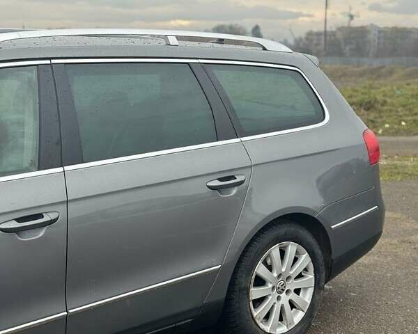 Серый Фольксваген Пассат, объемом двигателя 2 л и пробегом 540 тыс. км за 6300 $, фото 2 на Automoto.ua