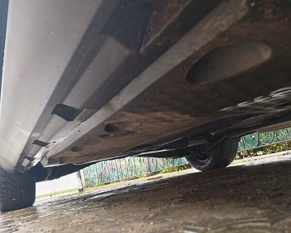 Серый Фольксваген Пассат, объемом двигателя 1.6 л и пробегом 243 тыс. км за 7800 $, фото 25 на Automoto.ua