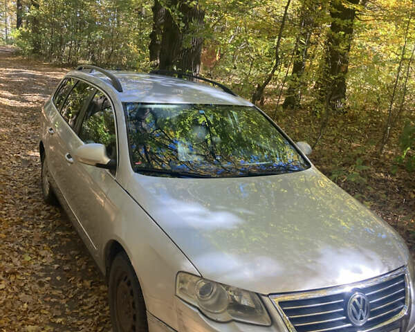 Сірий Фольксваген Пассат, об'ємом двигуна 1.97 л та пробігом 365 тис. км за 5900 $, фото 1 на Automoto.ua