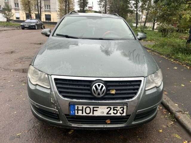 Серый Фольксваген Пассат, объемом двигателя 0 л и пробегом 220 тыс. км за 1900 $, фото 5 на Automoto.ua