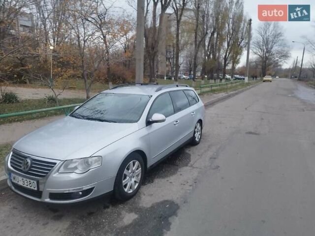 Сірий Фольксваген Пассат, об'ємом двигуна 1.97 л та пробігом 396 тис. км за 4300 $, фото 1 на Automoto.ua
