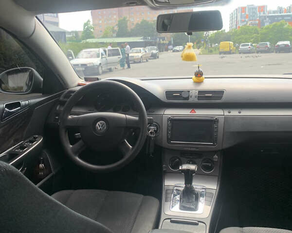 Серый Фольксваген Пассат, объемом двигателя 1.97 л и пробегом 325 тыс. км за 5600 $, фото 7 на Automoto.ua