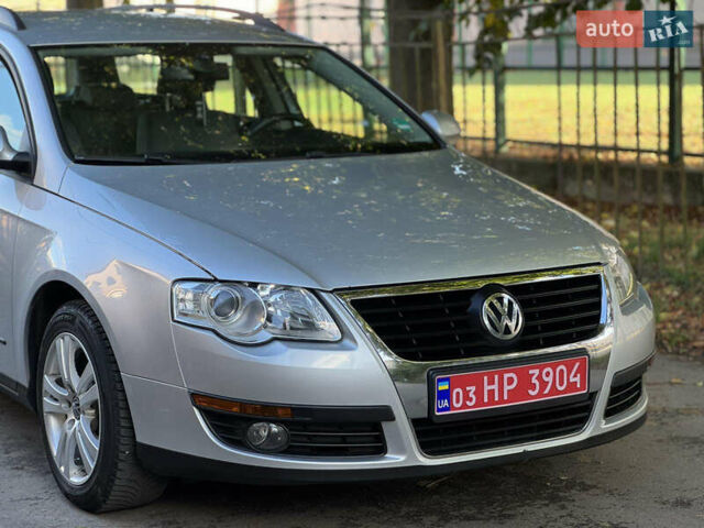 Фольксваген Пассат 2007 в Вознесенске на Automoto.ua Серый Фольксваген Пассат, объемом двигателя 1.6 л и пробегом 185 тыс. км за 6900 $, фото 1 на Automoto.ua
