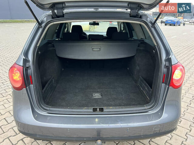 Серый Фольксваген Пассат, объемом двигателя 2 л и пробегом 490 тыс. км за 3999 $, фото 14 на Automoto.ua