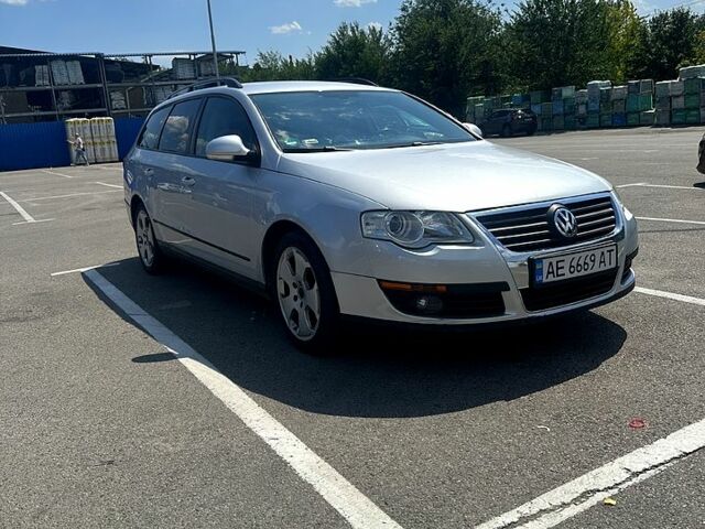 Серый Фольксваген Пассат, объемом двигателя 2 л и пробегом 0 тыс. км за 5500 $, фото 2 на Automoto.ua