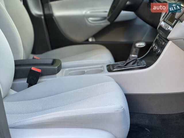 Фольксваген Пассат 2007 в Вознесенске на Automoto.ua Серый Фольксваген Пассат, объемом двигателя 1.6 л и пробегом 185 тыс. км за 6900 $, фото 15 на Automoto.ua