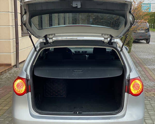 Сірий Фольксваген Пассат, об'ємом двигуна 2 л та пробігом 247 тис. км за 4599 $, фото 46 на Automoto.ua