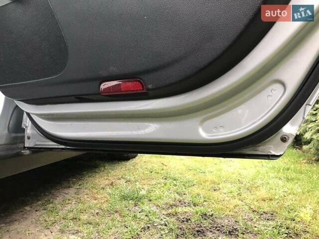 Серый Фольксваген Пассат, объемом двигателя 1.97 л и пробегом 266 тыс. км за 6500 $, фото 60 на Automoto.ua