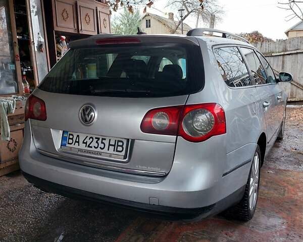 Серый Фольксваген Пассат, объемом двигателя 1.97 л и пробегом 370 тыс. км за 5500 $, фото 1 на Automoto.ua