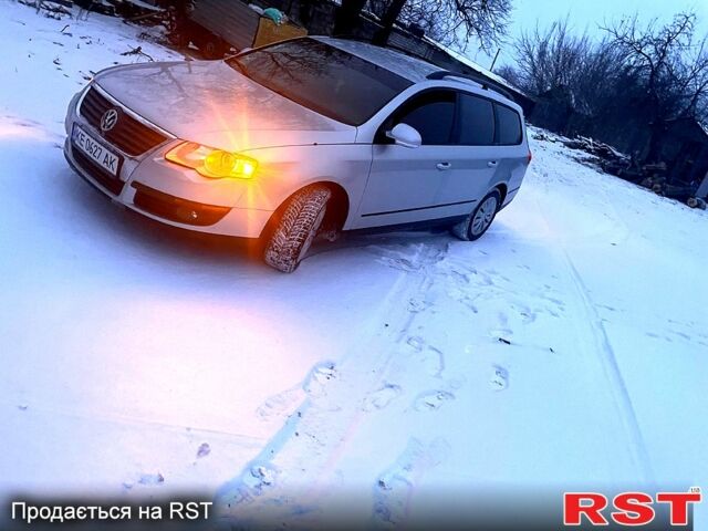 Сірий Фольксваген Пассат, об'ємом двигуна 1.6 л та пробігом 245 тис. км за 6500 $, фото 5 на Automoto.ua