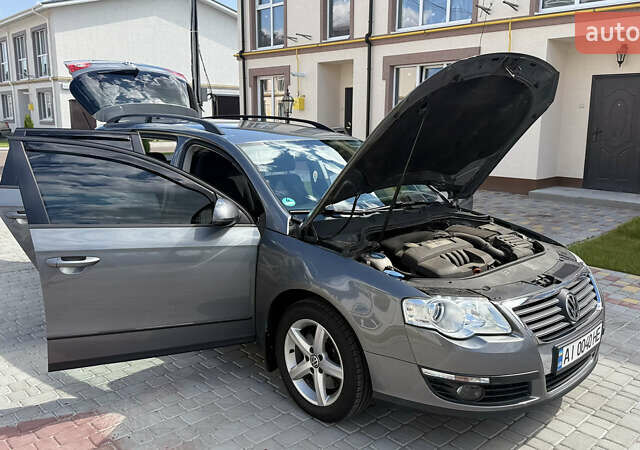 Сірий Фольксваген Пассат, об'ємом двигуна 1.6 л та пробігом 253 тис. км за 6300 $, фото 30 на Automoto.ua