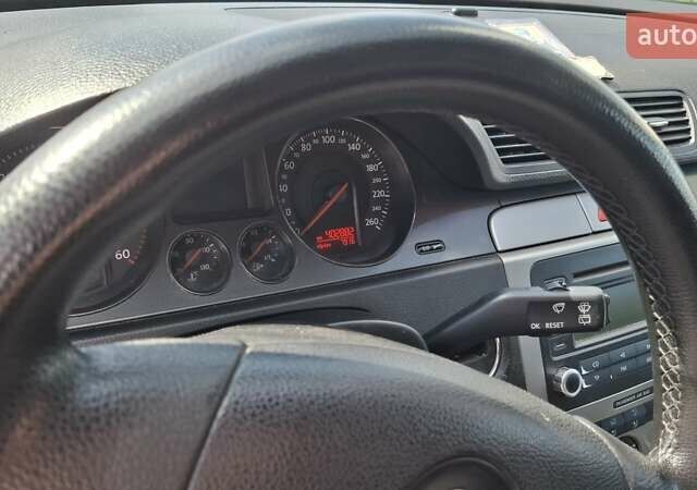 Серый Фольксваген Пассат, объемом двигателя 1.9 л и пробегом 406 тыс. км за 6500 $, фото 4 на Automoto.ua