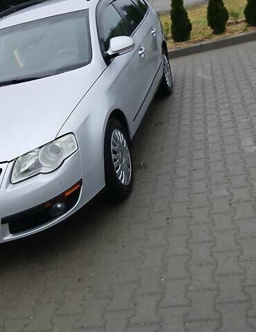 Серый Фольксваген Пассат, объемом двигателя 1.97 л и пробегом 240 тыс. км за 6800 $, фото 3 на Automoto.ua