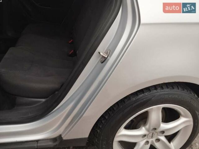 Серый Фольксваген Пассат, объемом двигателя 1.97 л и пробегом 386 тыс. км за 5600 $, фото 1 на Automoto.ua