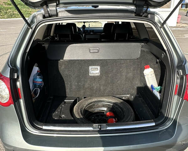 Сірий Фольксваген Пассат, об'ємом двигуна 2 л та пробігом 312 тис. км за 6200 $, фото 13 на Automoto.ua