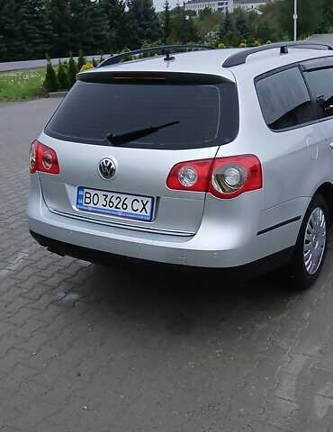 Серый Фольксваген Пассат, объемом двигателя 1.97 л и пробегом 240 тыс. км за 6800 $, фото 2 на Automoto.ua