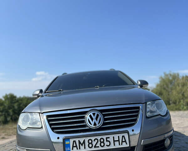Сірий Фольксваген Пассат, об'ємом двигуна 2 л та пробігом 237 тис. км за 6500 $, фото 8 на Automoto.ua