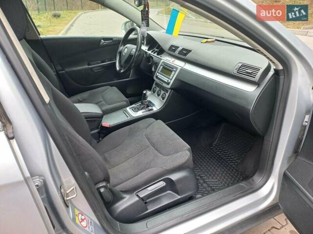 Серый Фольксваген Пассат, объемом двигателя 2 л и пробегом 312 тыс. км за 6700 $, фото 13 на Automoto.ua