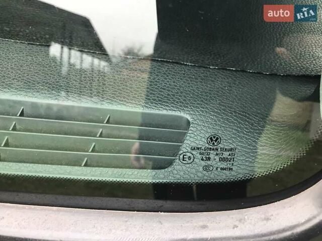 Серый Фольксваген Пассат, объемом двигателя 1.97 л и пробегом 266 тыс. км за 6500 $, фото 48 на Automoto.ua