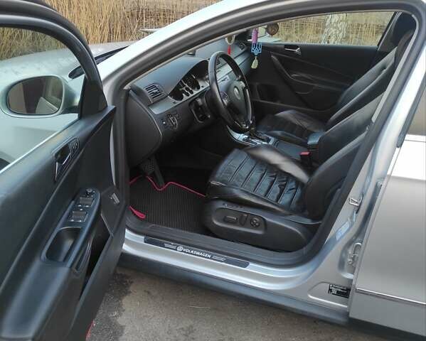 Фольксваген Пассат 2007 в Киеве на Automoto.ua Серый Фольксваген Пассат, объемом двигателя 1.97 л и пробегом 270 тыс. км за 7200 $, фото 16 на Automoto.ua