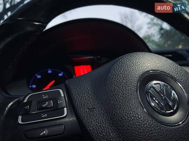 Серый Фольксваген Пассат, объемом двигателя 1.97 л и пробегом 295 тыс. км за 7999 $, фото 18 на Automoto.ua