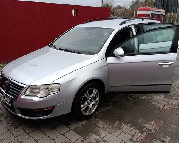 Серый Фольксваген Пассат, объемом двигателя 1.9 л и пробегом 400 тыс. км за 6200 $, фото 1 на Automoto.ua