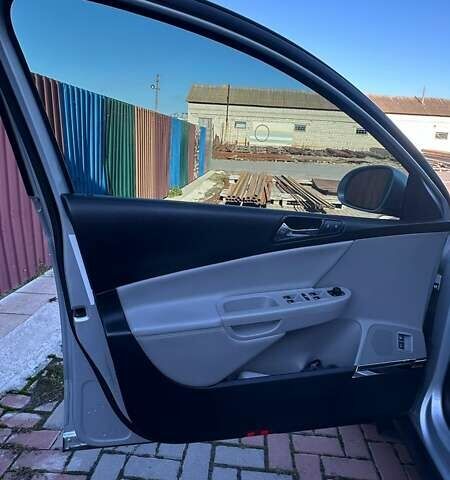 Серый Фольксваген Пассат, объемом двигателя 2 л и пробегом 204 тыс. км за 8500 $, фото 84 на Automoto.ua