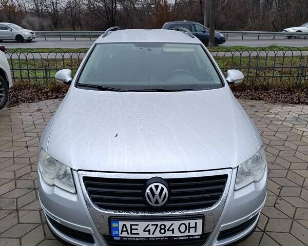 Серый Фольксваген Пассат, объемом двигателя 1.8 л и пробегом 240 тыс. км за 6750 $, фото 2 на Automoto.ua
