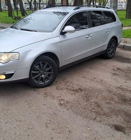 Серый Фольксваген Пассат, объемом двигателя 1.97 л и пробегом 400 тыс. км за 5999 $, фото 5 на Automoto.ua