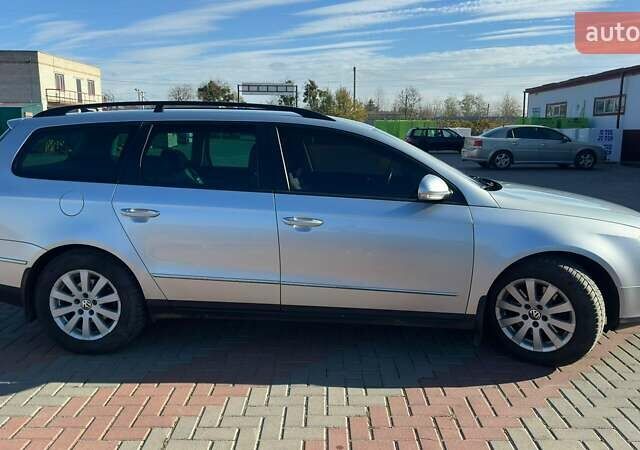 Серый Фольксваген Пассат, объемом двигателя 2 л и пробегом 204 тыс. км за 8500 $, фото 18 на Automoto.ua