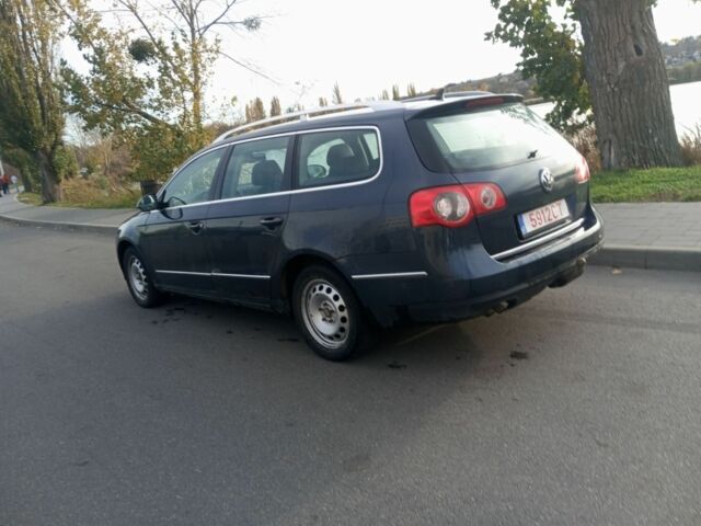 Сірий Фольксваген Пассат, об'ємом двигуна 2 л та пробігом 250 тис. км за 2500 $, фото 4 на Automoto.ua