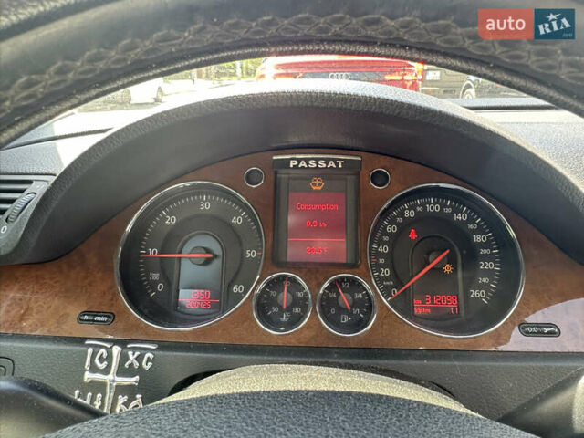 Сірий Фольксваген Пассат, об'ємом двигуна 2 л та пробігом 312 тис. км за 6200 $, фото 22 на Automoto.ua